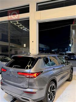 ميتسوبيشي اوتلاندر